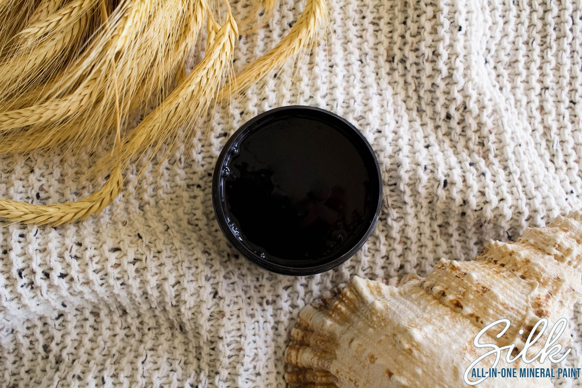 Anchor Silk All-In-One Mineral Paint®