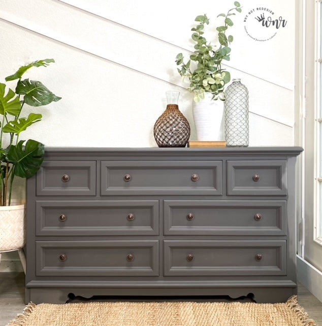 Hurricane Gray Chalk Mineral Paint